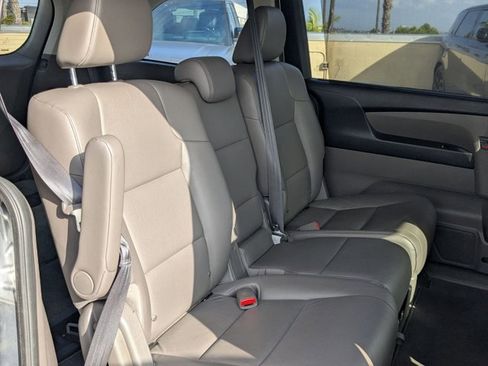 Used 2016 Honda Odyssey EX-L image 16