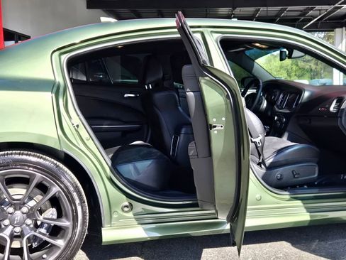 Used 2022 Dodge Charger Scat Pack w/ Plus Group image 17