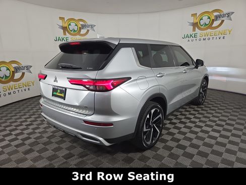 Used 2022 Mitsubishi Outlander SE AWD/4WD image 8