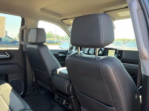 Used 2022 GMC Sierra 1500 SLT AWD/4WD image 49
