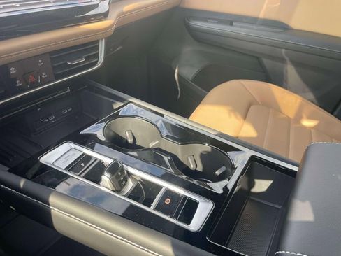 New 2026 Volkswagen Atlas Cross Sport SEL R-Line image 29