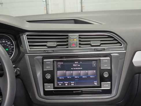 Used 2018 Volkswagen Tiguan S w/ 3rd Row Seat Package image 18