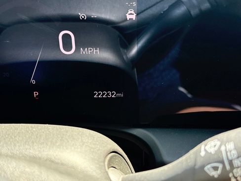 Used 2025 Buick Encore GX Sport Touring FWD image 13