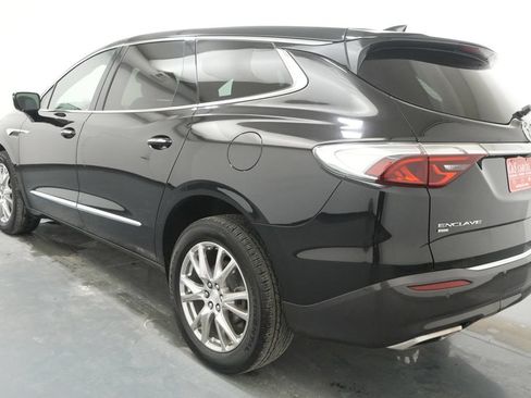 Used 2022 Buick Enclave Premium AWD/4WD image 6