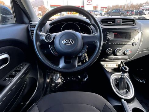 Used 2016 Kia Soul image 5