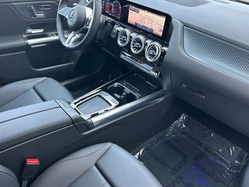 New 2025 Mercedes-Benz GLA 250 image 16