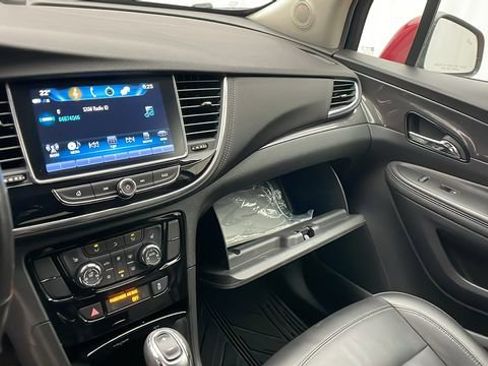 Used 2020 Buick Encore Essence image 17