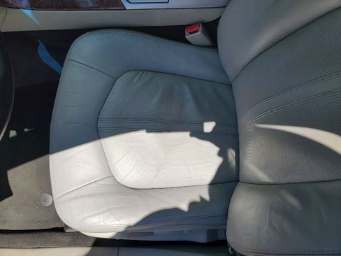 Used 2011 Cadillac CTS Luxury RWD image 18