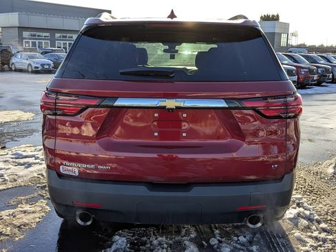 Used 2023 Chevrolet Traverse LT image 4
