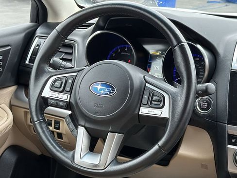 Used 2017 Subaru Outback 2.5i Limited AWD/4WD image 15