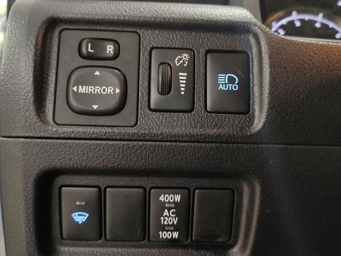 Used 2021 Toyota 4Runner Venture image 15