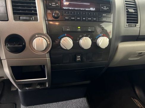 Used 2013 Toyota Tundra 2WD Double Cab image 19