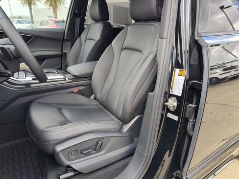 Certified 2025 Audi Q7 3.0T Premium Plus w/ Premium Plus Package AWD/4WD image 23