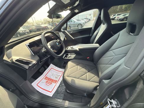 New 2026 BMW iX xDrive60 AWD/4WD image 10