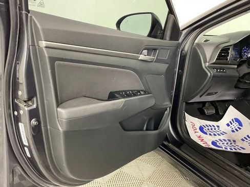 Used 2020 Hyundai Elantra Value Edition w/ Cargo Package (C1) FWD image 13