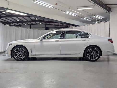 Used 2020 BMW 750i xDrive 750i xDrive w/ Executive Package image 26
