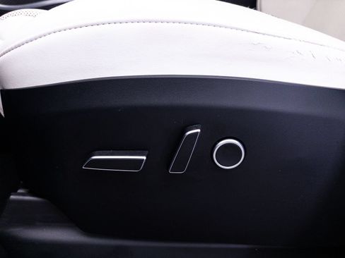 Used 2022 Tesla Model X Plaid AWD/4WD image 20