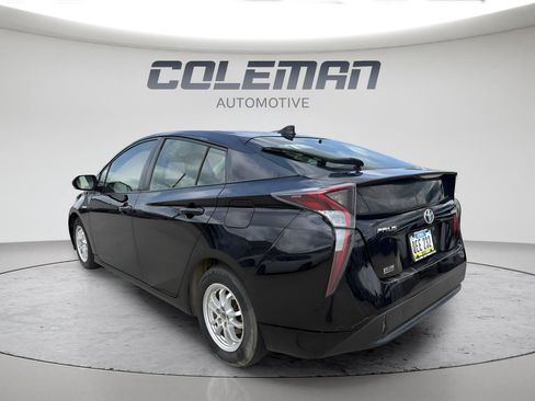 Used 2016 Toyota Prius Two FWD image 6