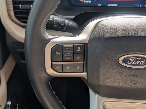 Certified 2024 Ford Expedition Limited image 27