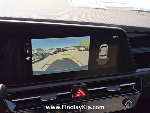 New 2026 Kia Niro Wind FWD image 17