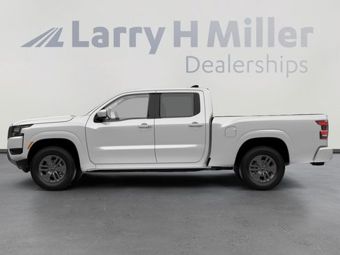 New 2026 Nissan Frontier SV w/ SV Convenience Package RWD image 8