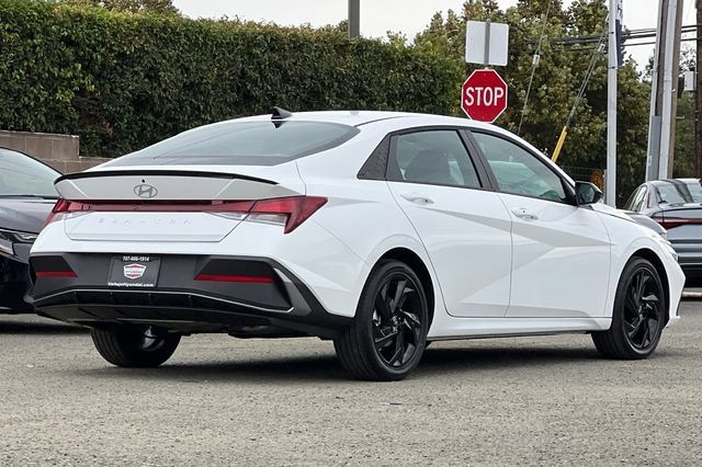 New 2026 Hyundai Elantra SEL Sport FWD image 6