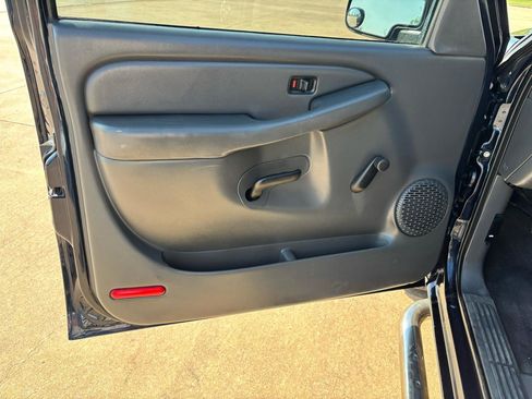 Used 2007 Chevrolet Silverado 1500 W/T image 12