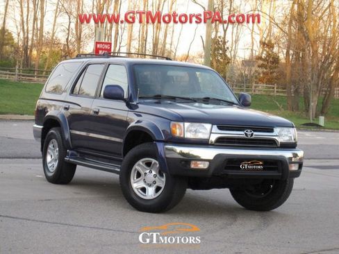 Used 2002 Toyota 4Runner SR5 image 1