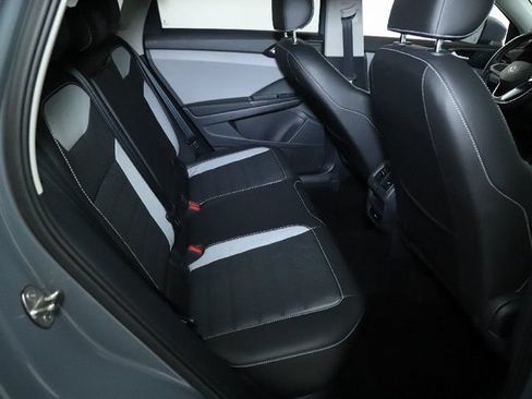 Certified 2023 Volkswagen Taos SEL AWD/4WD image 35
