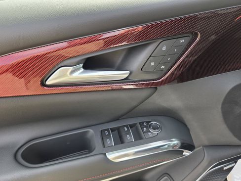 New 2026 Chevrolet Traverse RS FWD image 16