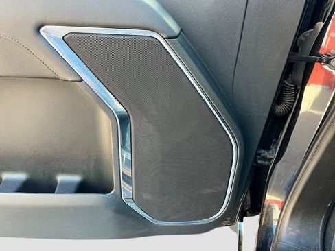 Used 2023 Chevrolet Silverado 1500 RST image 18