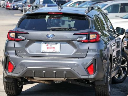 Used 2025 Subaru Crosstrek 2.5i Premium w/ Convenience Package #2 AWD/4WD image 18