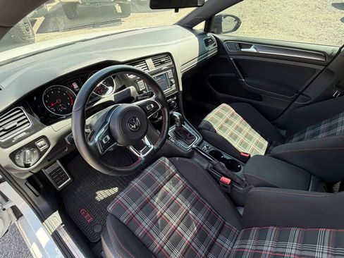 Used 2021 Volkswagen GTI S FWD image 4