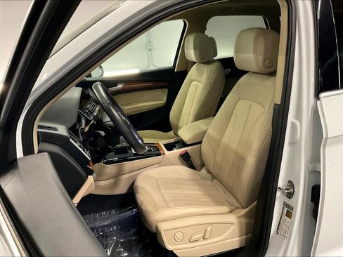 Certified 2023 Audi Q5 2.0T Premium Plus w/ Premium Plus Package AWD/4WD image 26