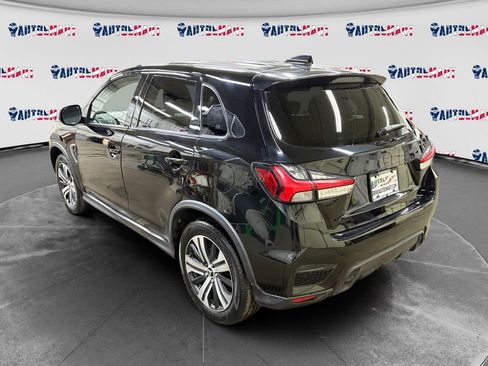 Used 2021 Mitsubishi Outlander Sport SE image 5