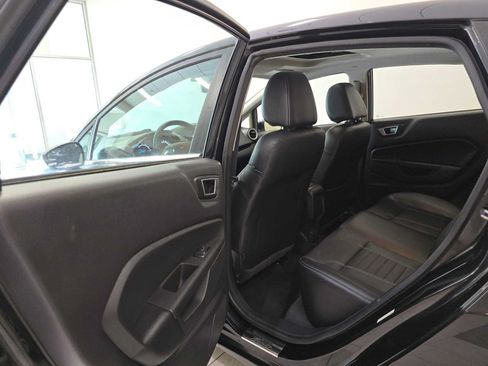 Used 2014 Ford Fiesta Titanium FWD image 25