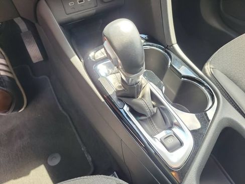 Used 2023 Buick Encore GX Select FWD image 25