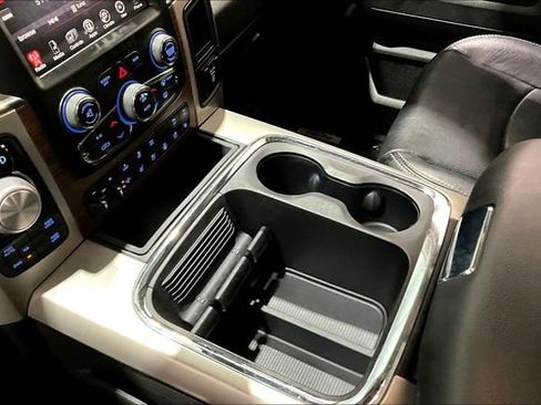 Used 2017 RAM 1500 Laramie w/ Convenience Group image 19