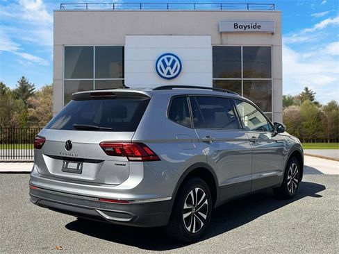 Used 2022 Volkswagen Tiguan S image 4