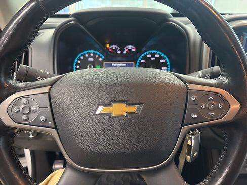 Used 2020 Chevrolet Colorado Z71 image 11