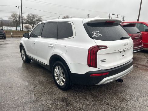Used 2022 Kia Telluride LX image 4