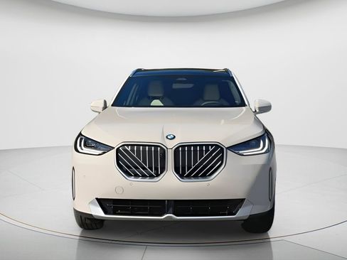 Used 2026 BMW X3 xDrive30 w/ Premium Package AWD/4WD image 3