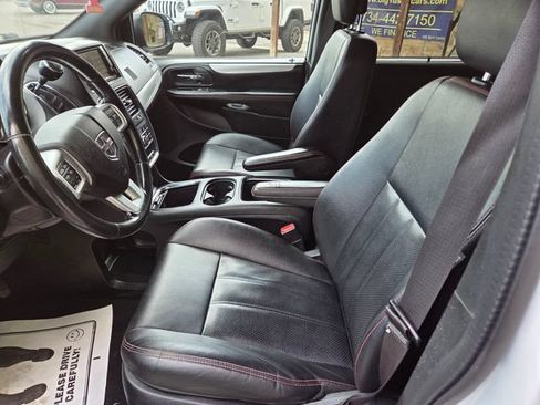 Used 2020 Dodge Grand Caravan GT FWD image 20