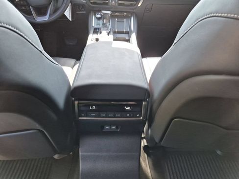 Used 2025 Lexus GX 550 w/ Accessory Package (Z1) AWD/4WD image 34