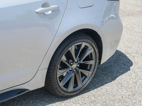 Used 2024 Toyota Corolla SE FWD image 9