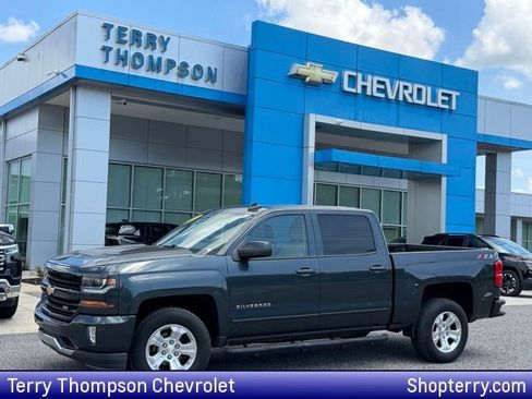 Used 2018 Chevrolet Silverado 1500 LT w/ All Star Edition AWD/4WD image 1
