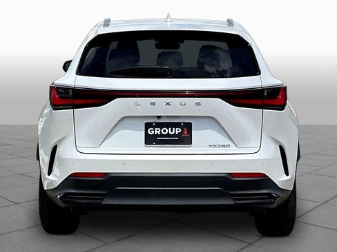 Used 2024 Lexus NX 250 FWD image 5