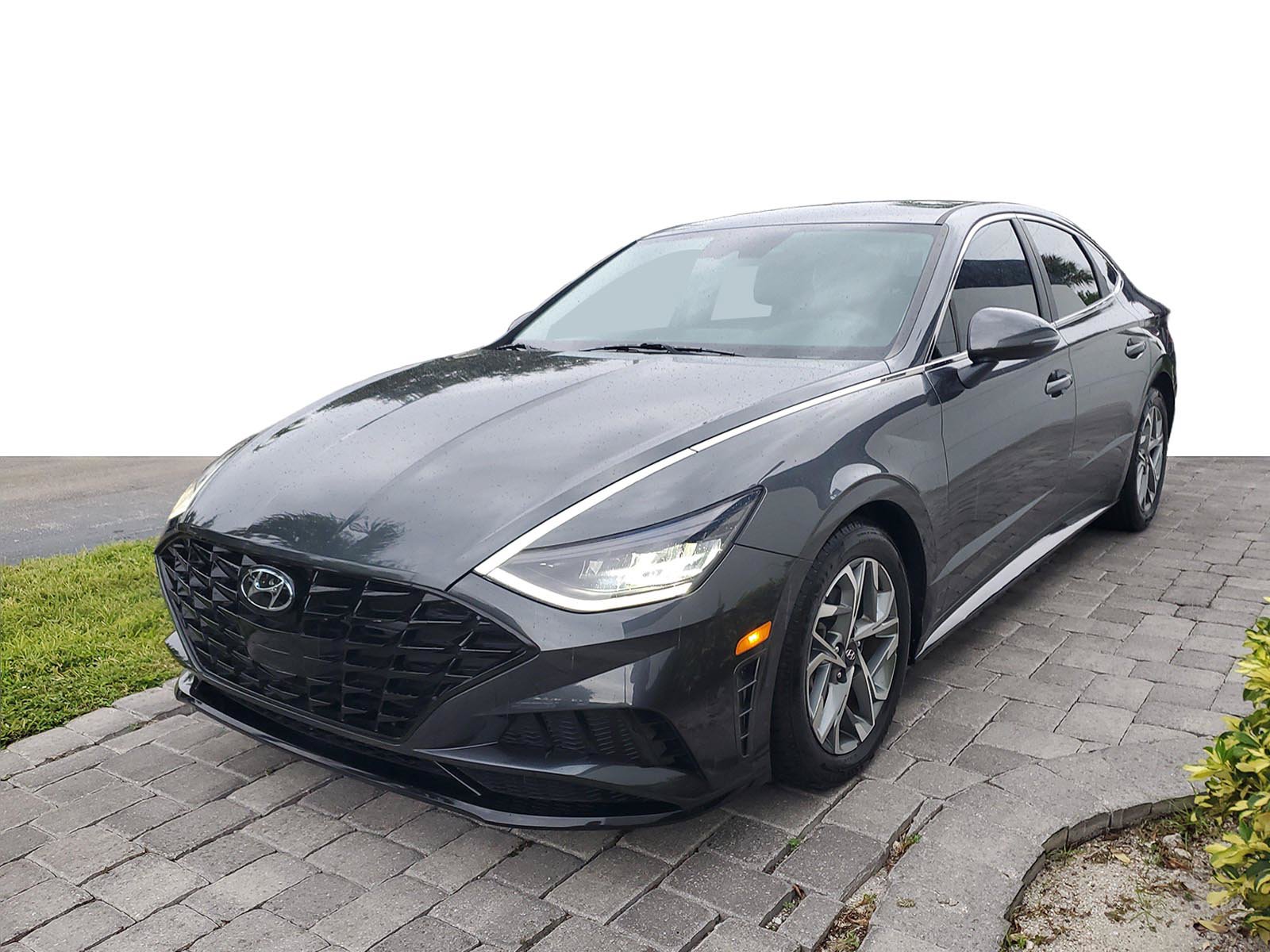 Used 2023 Hyundai Sonata SEL FWD image 3