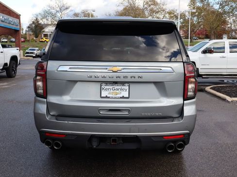 Used 2023 Chevrolet Suburban Premier image 36