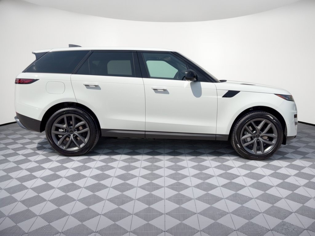 New 2027 Land Rover Range Rover Sport SE AWD/4WD image 8